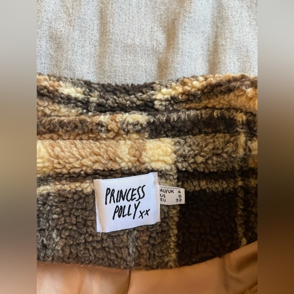 Plaid Jacket. Princess Polly - Picture 5 of 8